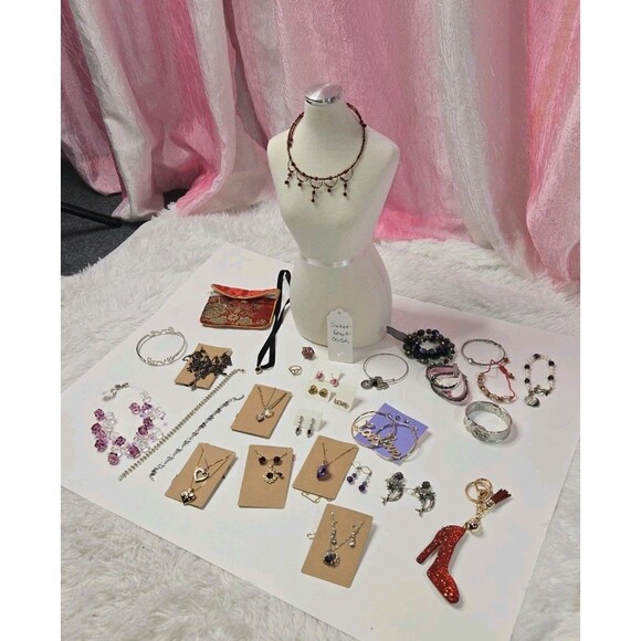 Jewelry Lot Red Love Hearts Theme Clean Curated Bundle Free Gift - Picture 1 of 16